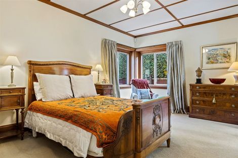 Photo of property in 7 Thorrington Road, Cashmere, Christchurch, 8022