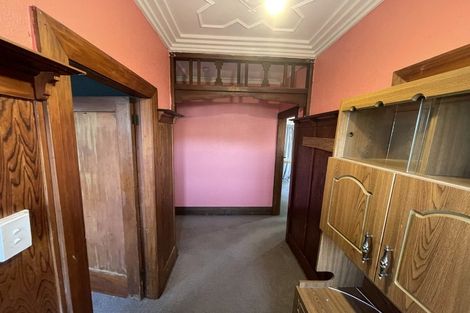 Photo of property in 151 Ravensbourne Road, Ravensbourne, Dunedin, 9022