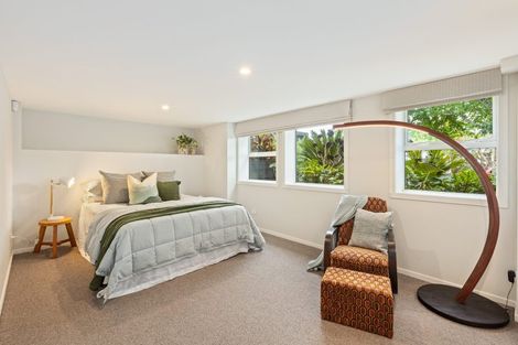 Photo of property in 51 Mcdowell Crescent, Hillcrest, Auckland, 0627