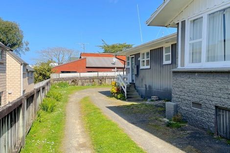 Photo of property in 92a Clyde Street, Island Bay, Wellington, 6023