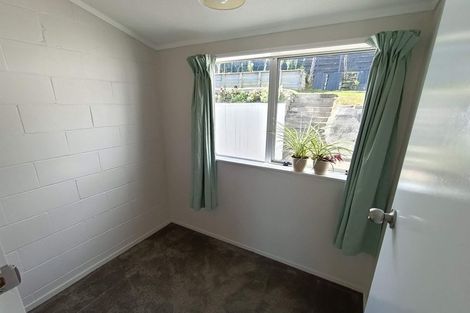 Photo of property in 43b Cypress Drive, Maungaraki, Lower Hutt, 5010