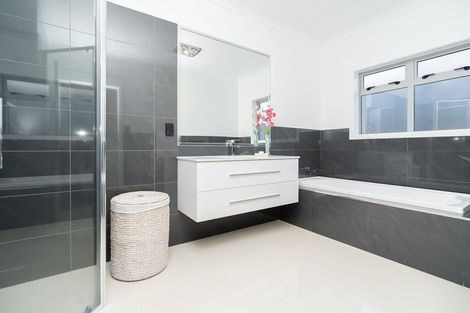 Photo of property in 205 Cumberland Drive, Flagstaff, Hamilton, 3210