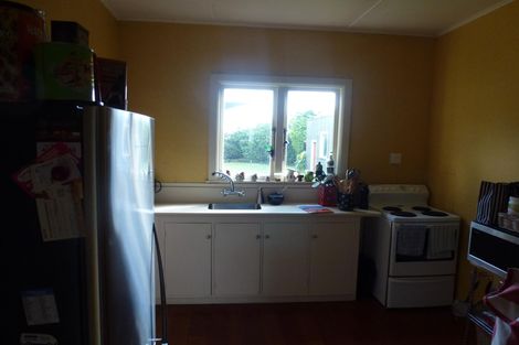 Photo of property in 46 Miro Street, Takaro, Palmerston North, 4410