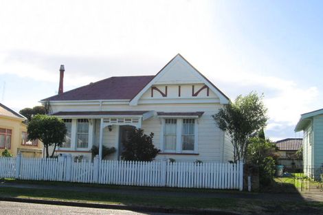 Photo of property in 7 Kinross White Street, Napier South, Napier, 4110