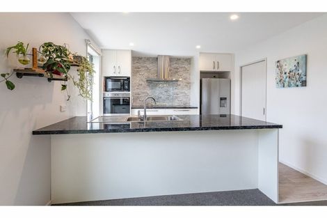 Photo of property in 27 Westpark Boulevard, Rangiora, 7400