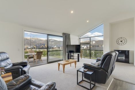 Photo of property in 38 Olds Crescent, Cromwell, 9310