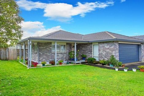 Photo of property in 18 Elderberry Road, Burswood, Auckland, 2013