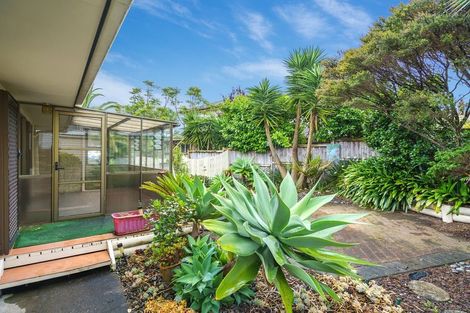 Photo of property in 2/9a Elliot Street, Howick, Auckland, 2014