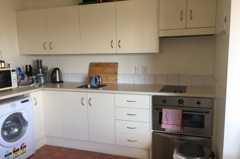 Photo of property in 1e/30 Westward Ho, Glen Eden, Auckland, 0602