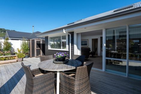 Photo of property in 1a Rogers Place, Kinloch, Taupo, 3377