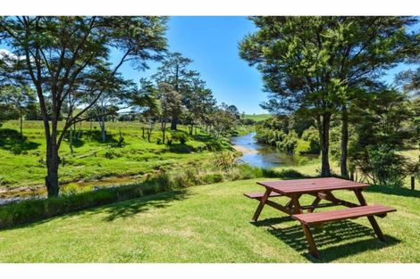 Photo of property in 846 Puketona Road, Haruru, 0204