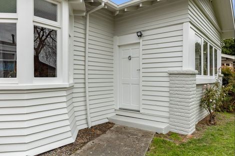 Photo of property in 36 Kingswood Street, Takaro, Palmerston North, 4412