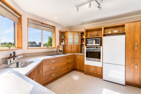 Photo of property in 27 Eglinton Street, Winton, 9720