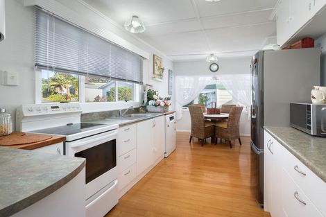 Photo of property in 16g Church Street, Katikati, 3129