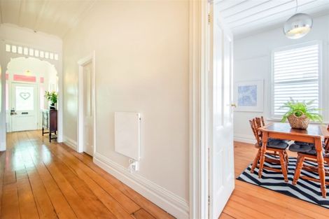 Photo of property in 12 Allenby Avenue, Devonport, Auckland, 0624