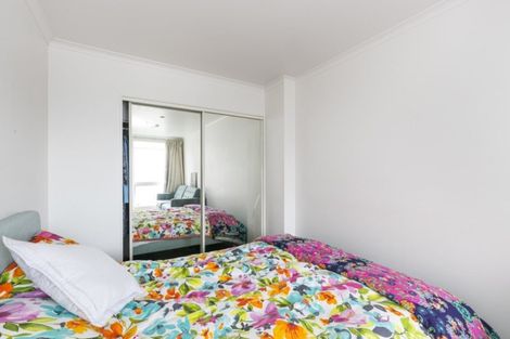 Photo of property in Terrace Heights Apartments, 12d/163 The Terrace, Wellington Central, Wellington, 6011