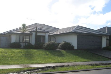 Photo of property in 4 Attymon Lane, East Tamaki, Auckland, 2016