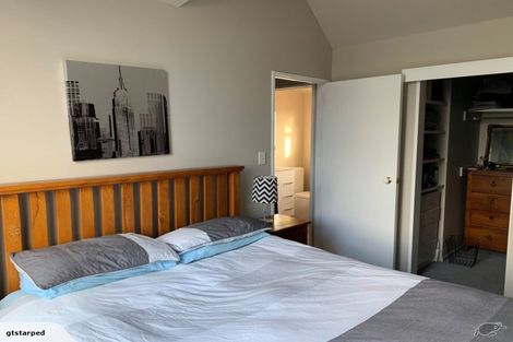 Photo of property in 2/5 Holland Road, Hillcrest, Auckland, 0627