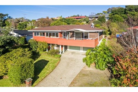 Photo of property in 42 Stapleford Crescent, Browns Bay, Auckland, 0630