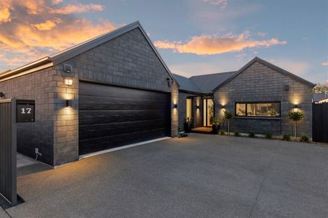Photo of property in 17 Bethell Close, Rangiora, 7400