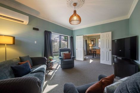 Photo of property in 8 Mcarthur Street, Terrace End, Palmerston North, 4410