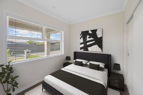 Photo of property in 4 Young Place, Taradale, Napier, 4112