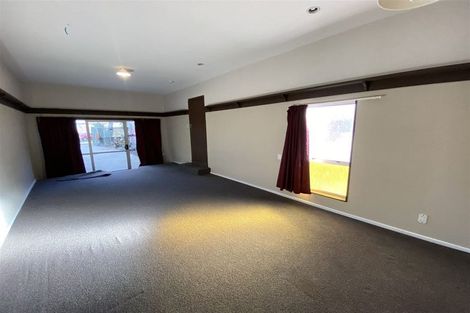 Photo of property in 6 Wyatt Place, Russley, Christchurch, 8042