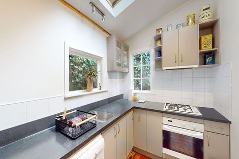 Photo of property in 78 Glenmore Street, Northland, Wellington, 6012