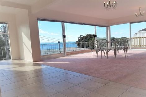 Photo of property in 1/45 Rothesay Bay Road, Rothesay Bay, Auckland, 0630