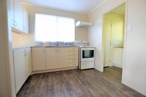 Photo of property in 11 Mile Place, Henderson, Auckland, 0612