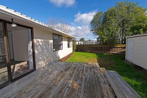Photo of property in 2/162 Universal Drive, Henderson, Auckland, 0610
