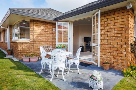 Photo of property in 71 Amberley Avenue, Highbury, Palmerston North, 4412