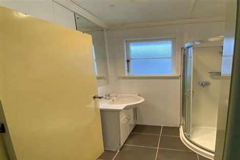 Photo of property in 1/32 Great South Road, Papakura, 2110