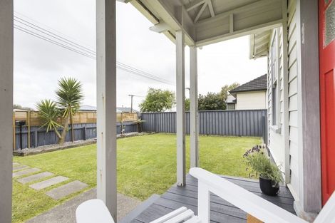 Photo of property in 9 Leeds Street, Milson, Palmerston North, 4414