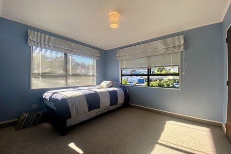 Photo of property in 52 James Cook Street, Havelock North, 4130