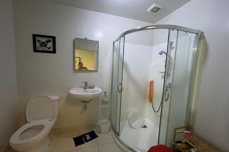 Photo of property in 1/2 Brian Avenue, Forrest Hill, Auckland, 0620