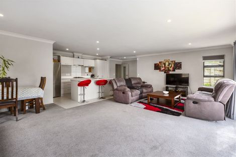 Photo of property in 17 Moonsail Drive, Whitby, Porirua, 5024