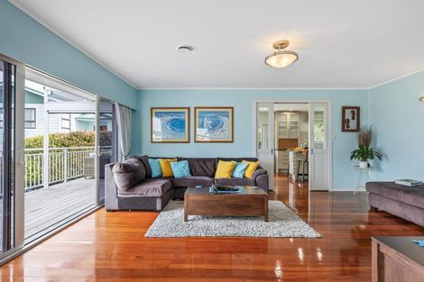 Photo of property in 21 Awatere Place, Snells Beach, 0920