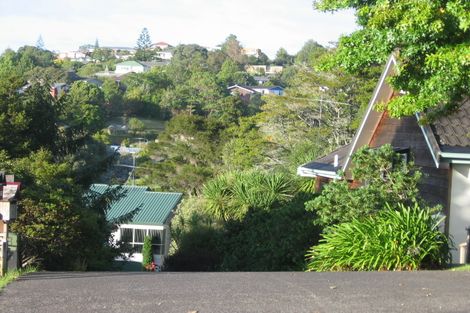 Photo of property in 2/62 Lynden Avenue, Hillcrest, Auckland, 0627