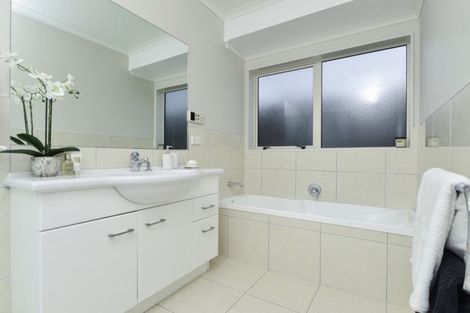 Photo of property in 9 Margrain Close, Huntington, Hamilton, 3210