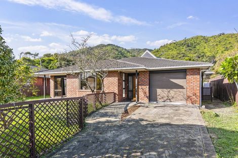 Photo of property in 29 Winara Avenue, Waikanae, 5036