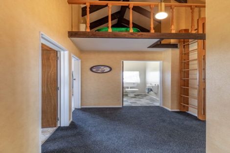 Photo of property in 12a Bronte Place, Whalers Gate, New Plymouth, 4310