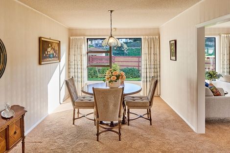 Photo of property in 27 Findlay Street, Tawa, Wellington, 5028