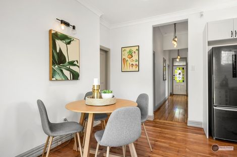 Photo of property in 156 Kings Crescent, Hutt Central, Lower Hutt, 5010