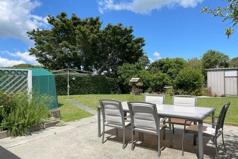 Photo of property in 18 Seaview Road, Ruakaka, 0116