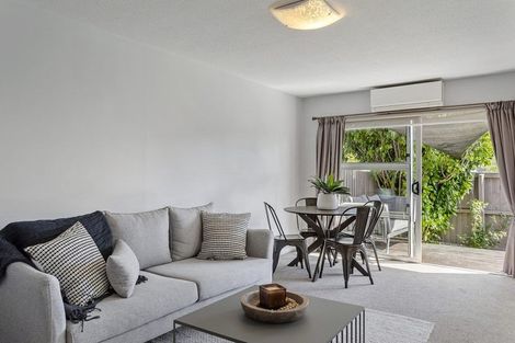 Photo of property in 2/80 Osborne Street, Waltham, Christchurch, 8011