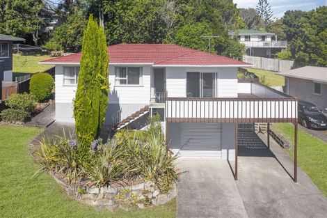 Photo of property in 22 Cantina Avenue, Bayview, Auckland, 0629
