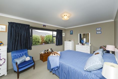 Photo of property in 5 Baton Place, Highbury, Palmerston North, 4412