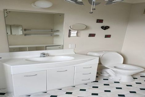 Photo of property in 295 Main Road, Tawa, Wellington, 5028