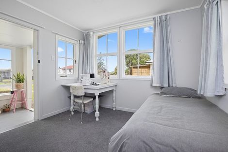 Photo of property in 19 Puriri Avenue, Kaiaua, Pokeno, 2473